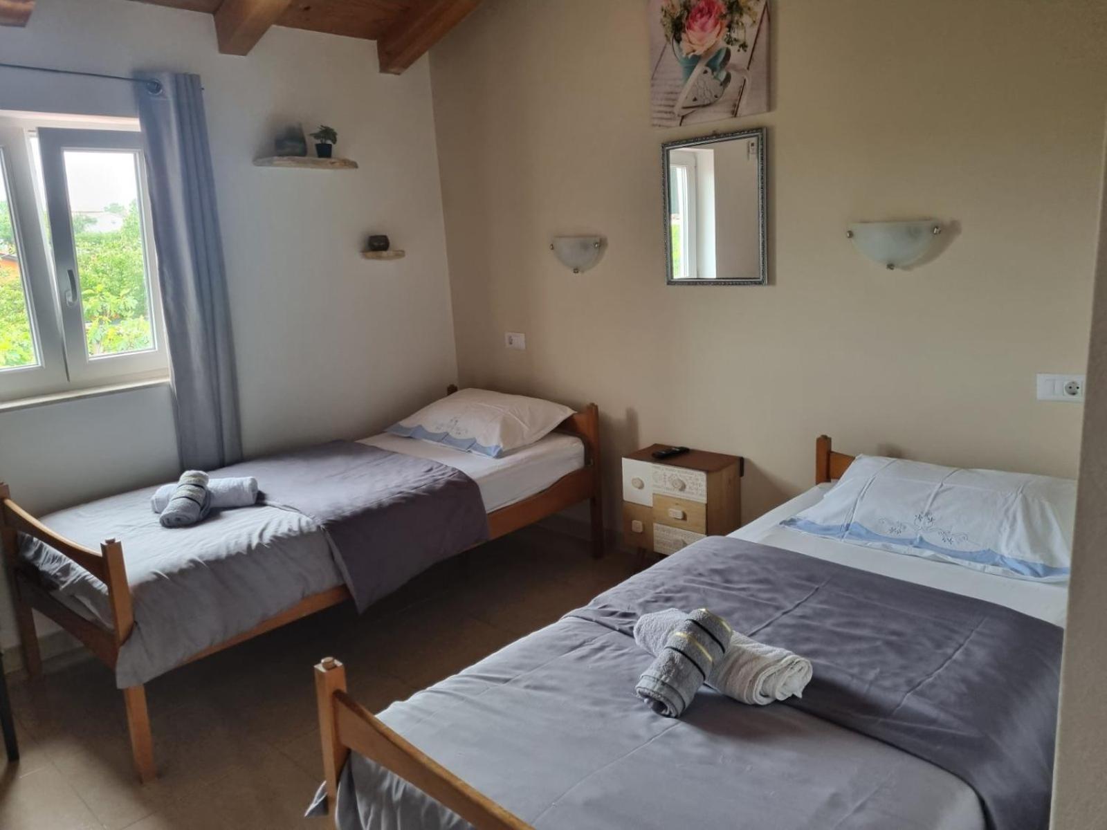 Maison d'hôtes Sobe Anja à Brtonigla Chambre photo